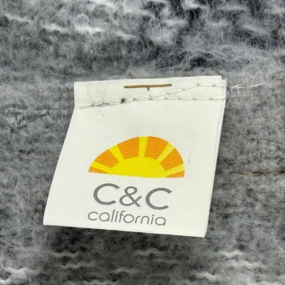 C&C California Plaid Scarf Womens OS Grey Fuzzy‎ Fringe Winter Cozy Soft Warm